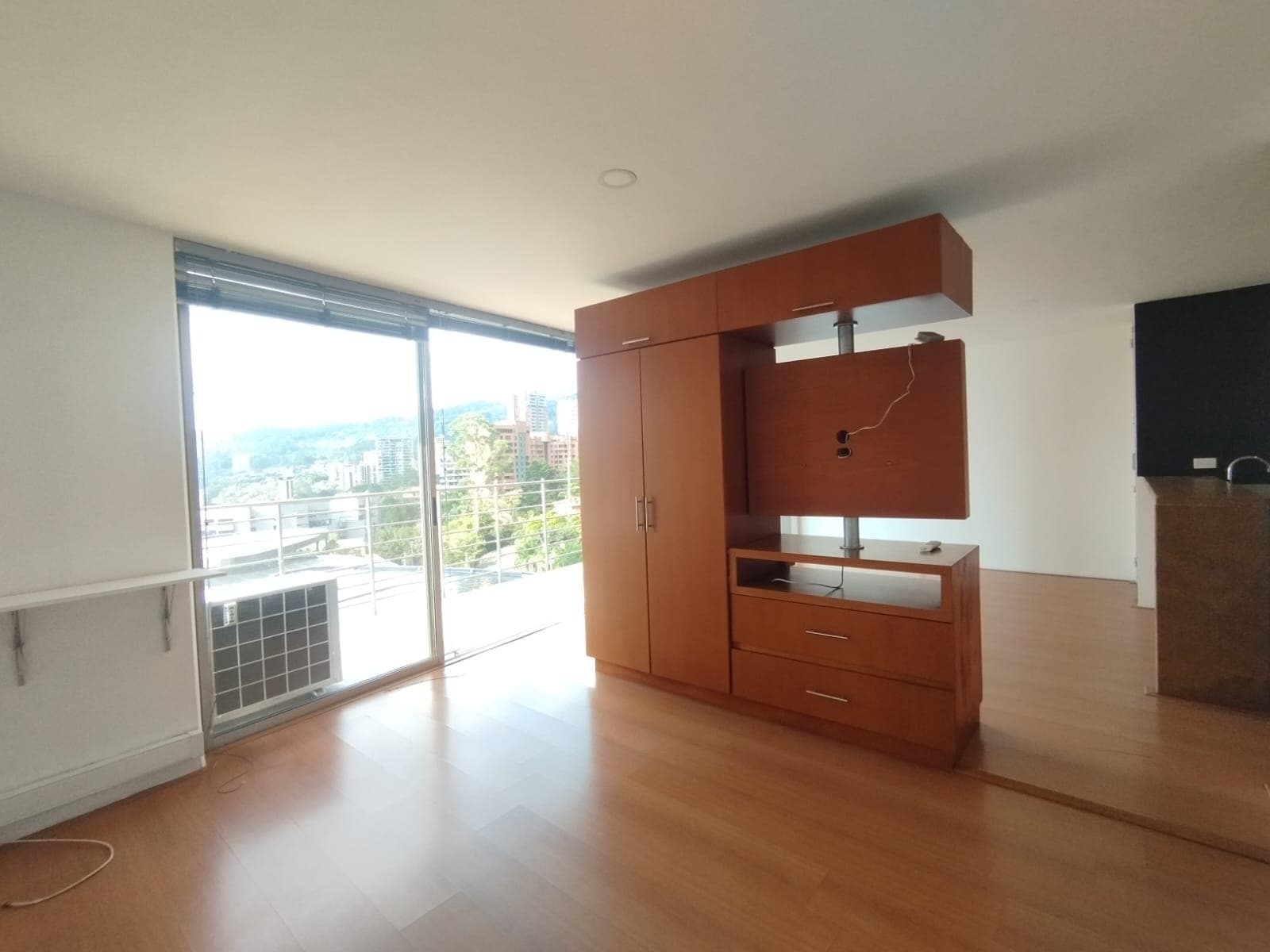 Apartaestudio en arriendo en El Tesoro, El Poblado, Medellín — foto 5 de 17