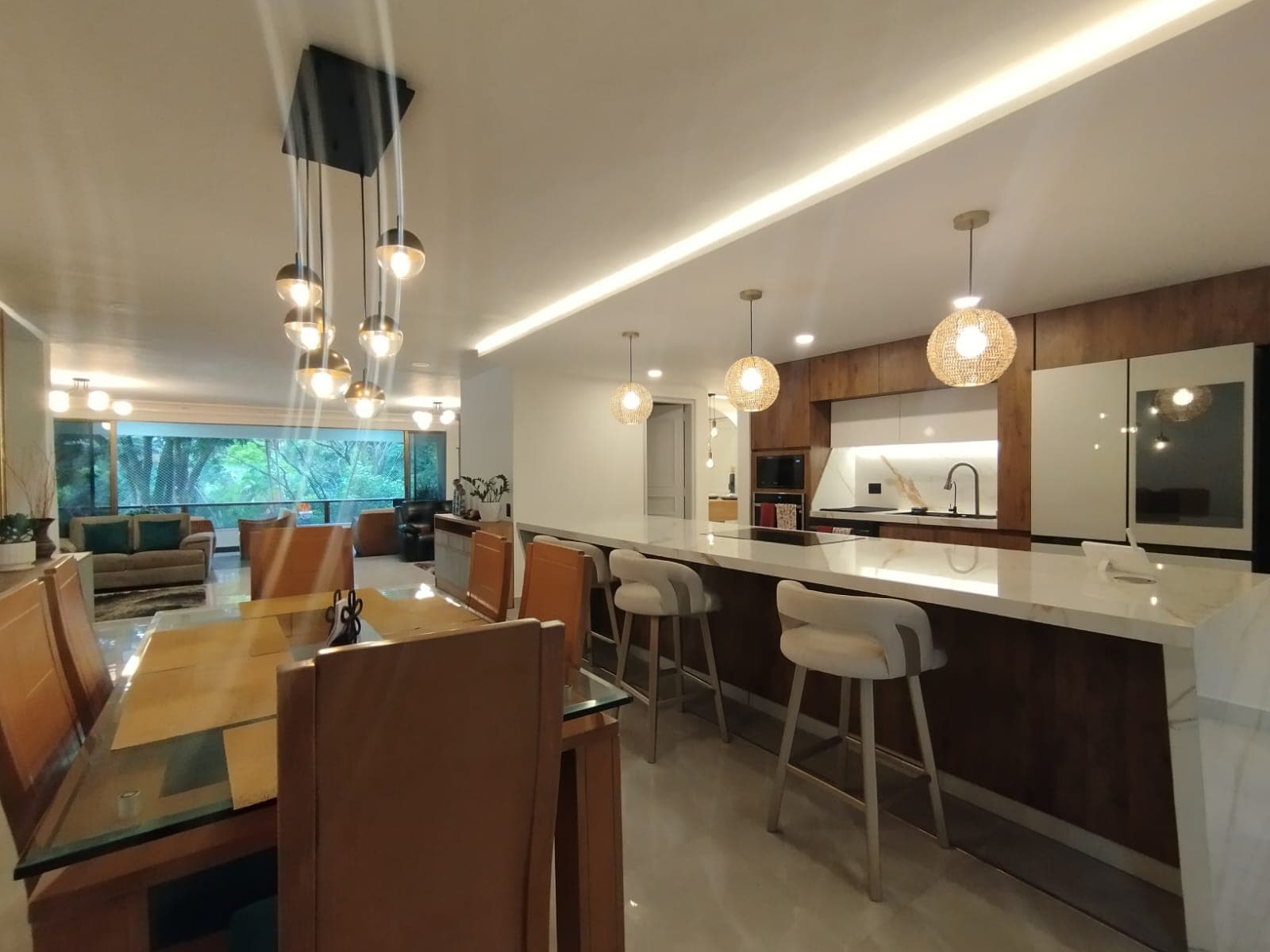 Apartamento en arriendo en Patio Bonito, El Poblado, Medellín — foto 4 de 20