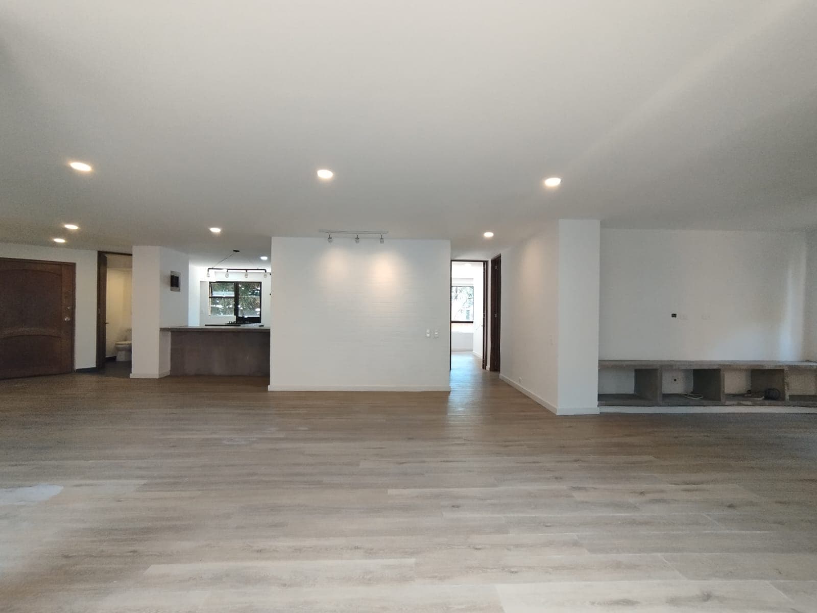 Apartamento en arriendo en El Tesoro, El Poblado, Medellín — foto 2 de 20