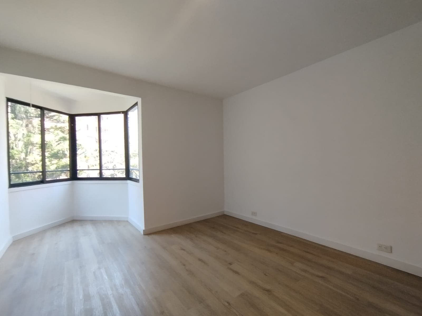 Apartamento en arriendo en El Tesoro, El Poblado, Medellín — foto 4 de 20