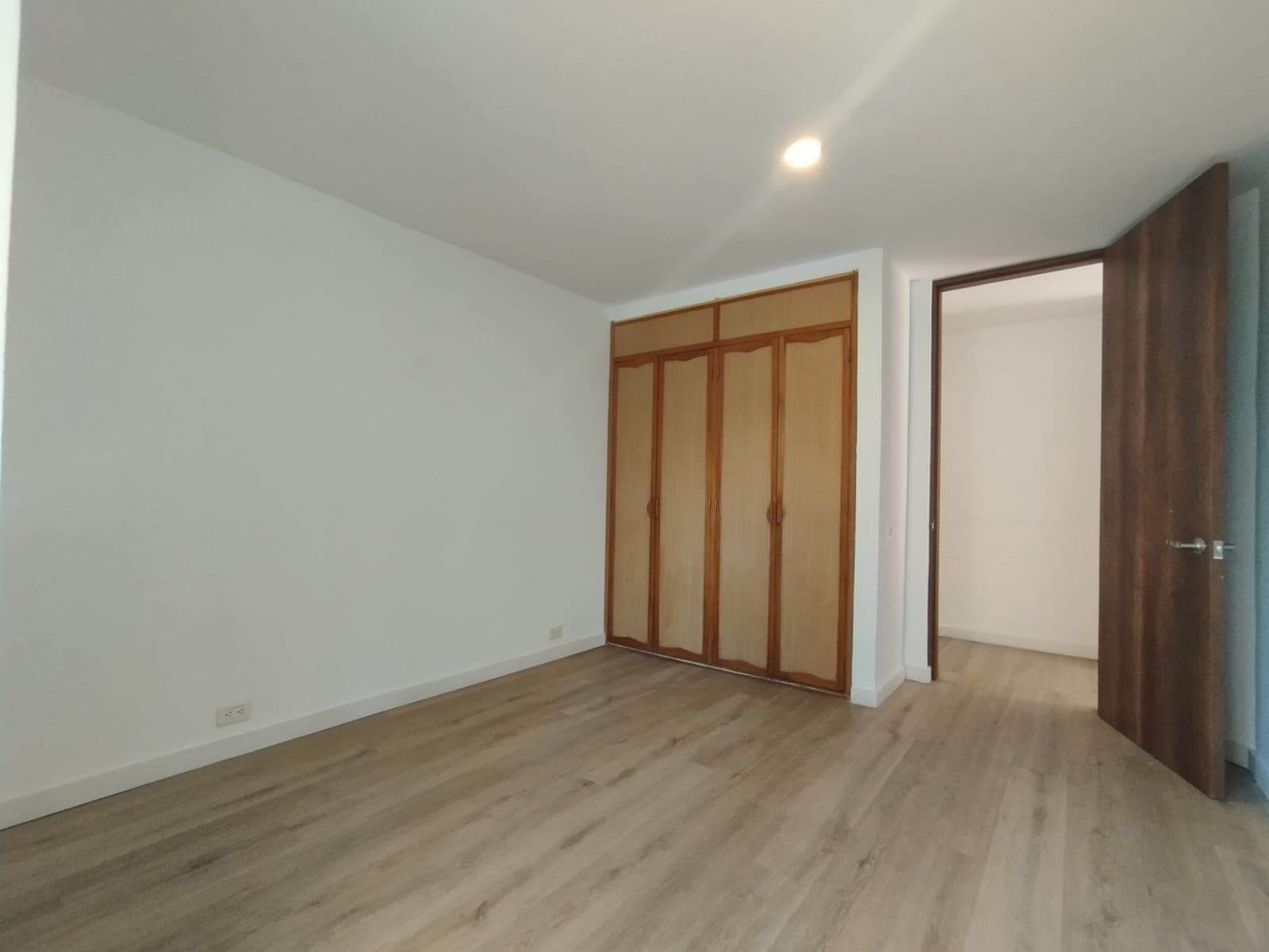 Apartamento en arriendo en El Tesoro, El Poblado, Medellín — foto 5 de 20