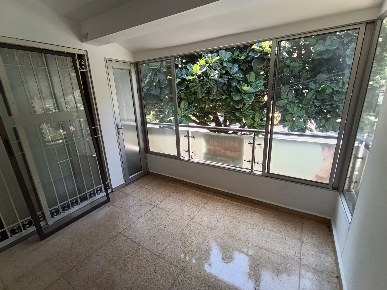 Casa Comercial en arriendo en La Castellana, Laureles, Medellín — foto 4 de 20