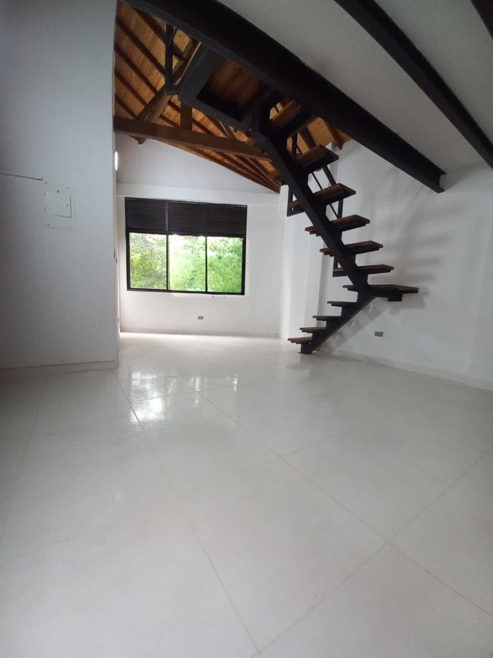 Apartamento en arriendo en Barrio Cristóbal, La America, Medellín — foto 4 de 18