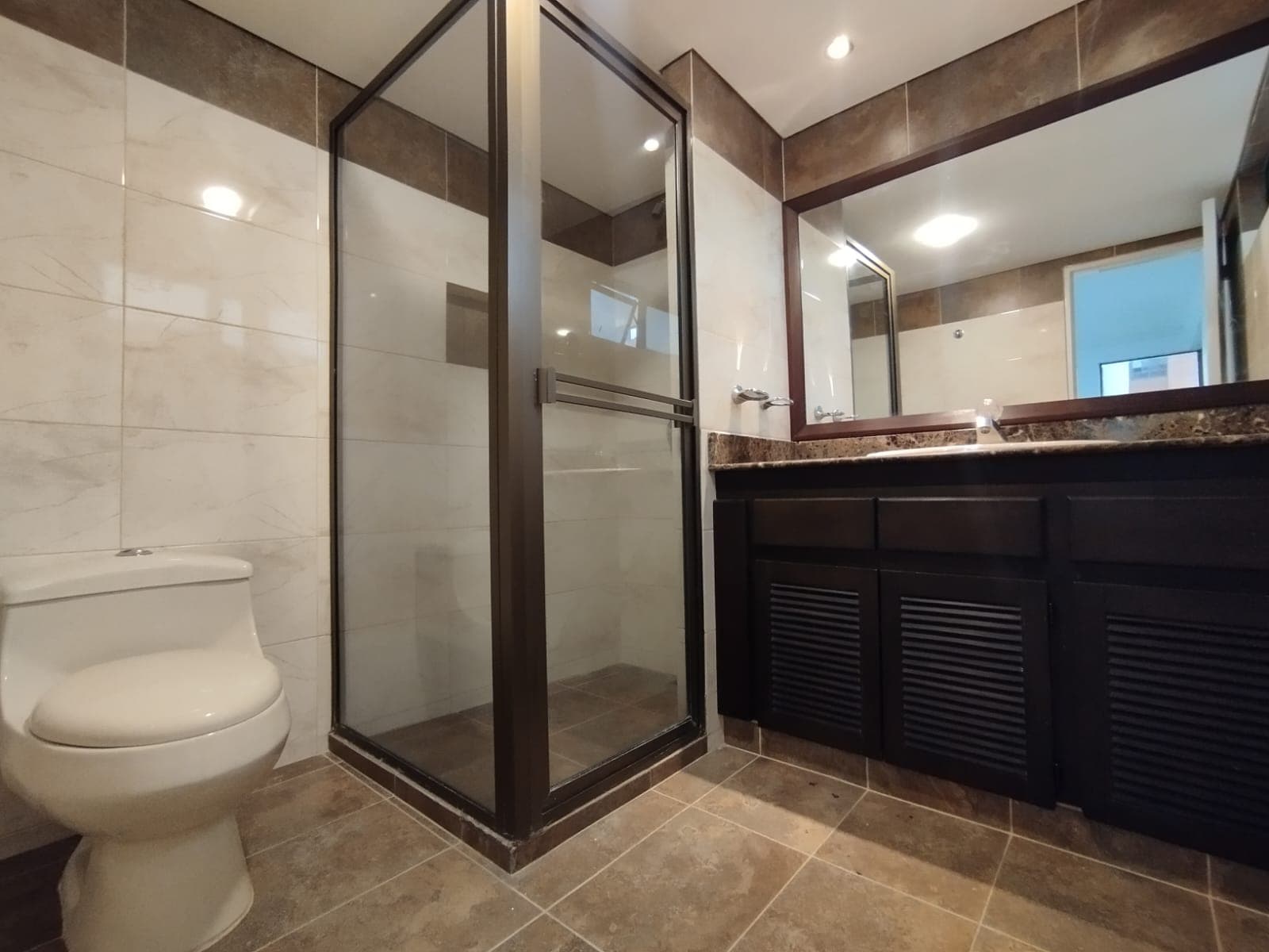 Apartamento en arriendo en Las Lomas, El Poblado, Medellín — foto 3 de 20