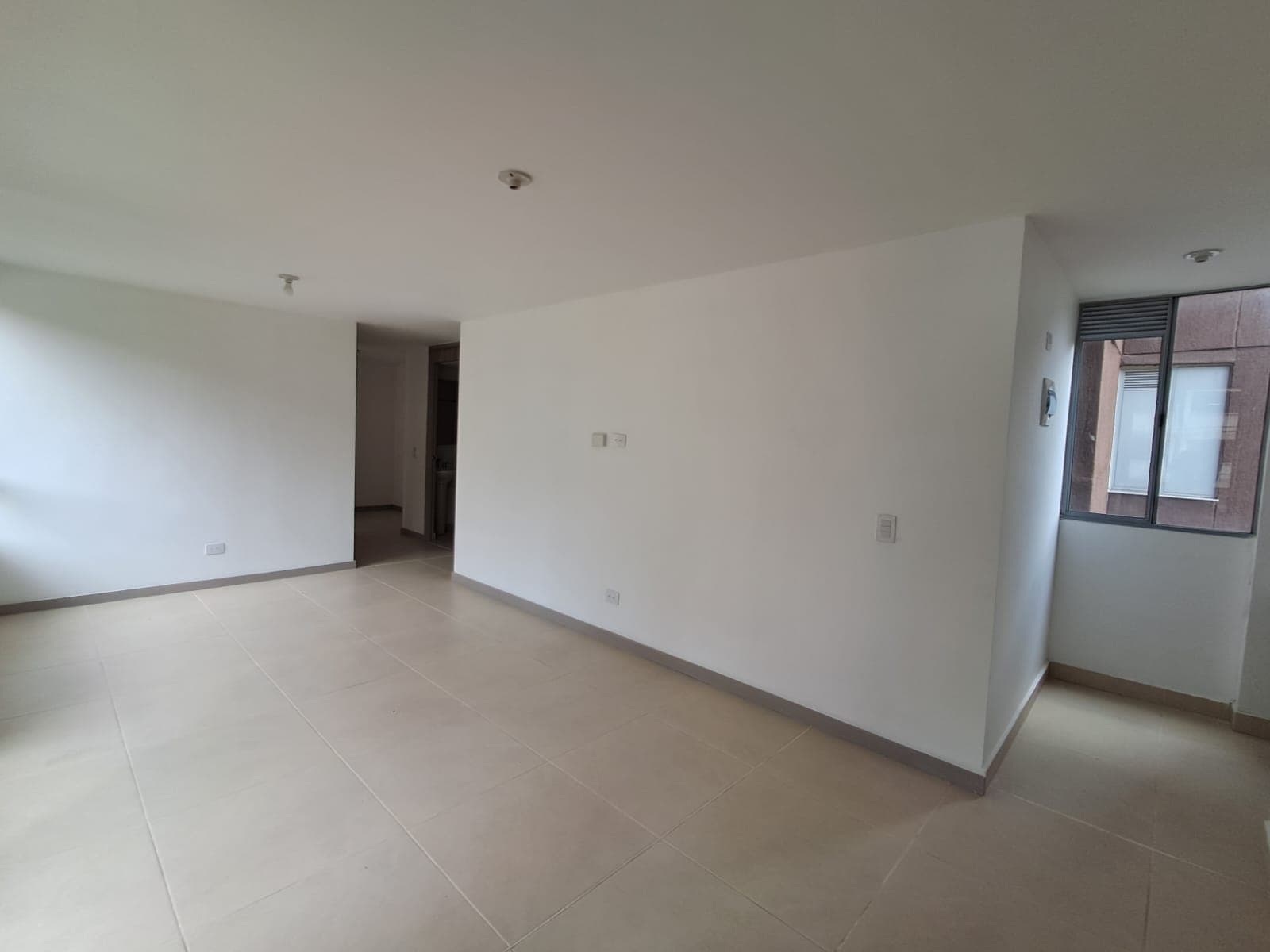 Apartamento en arriendo en La Cuenca, Envigado — foto 2 de 20