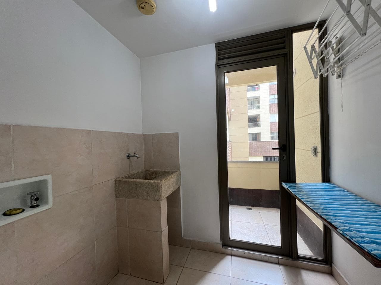 Apartamento en arriendo en Zúñiga, Envigado — foto 2 de 9