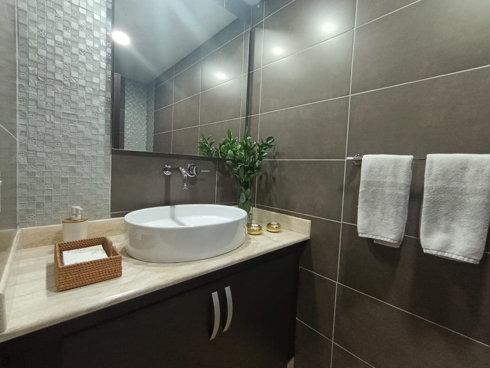 Apartamento en arriendo en Castropol, El Poblado, Medellín — foto 3 de 20