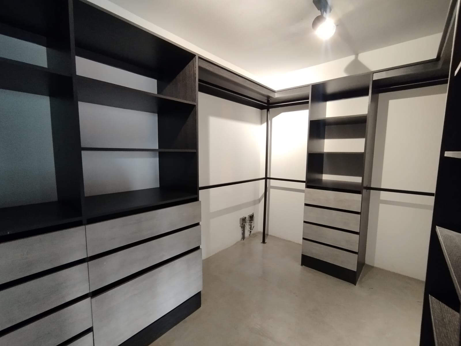 Apartamento en arriendo en Astorga, El Poblado, Medellín — foto 4 de 11