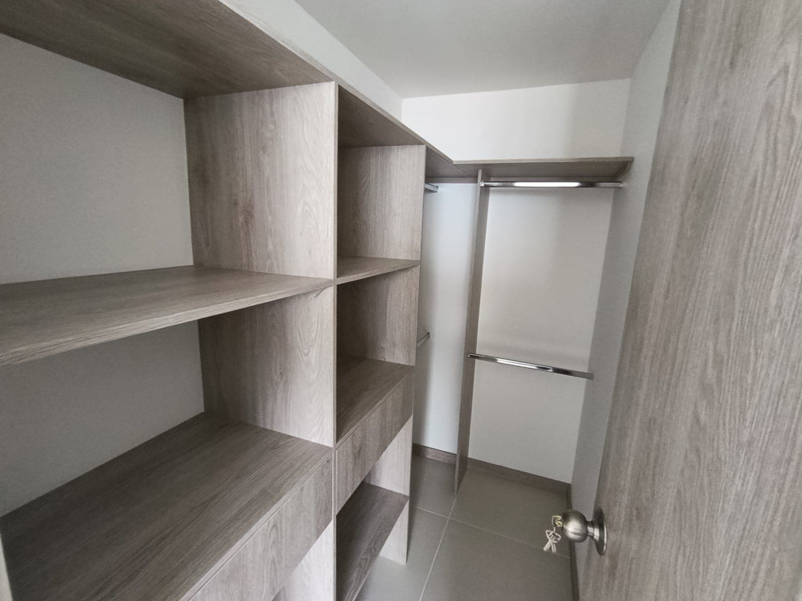 Apartamento en arriendo en Simón Bolívar, Itagui — foto 3 de 20