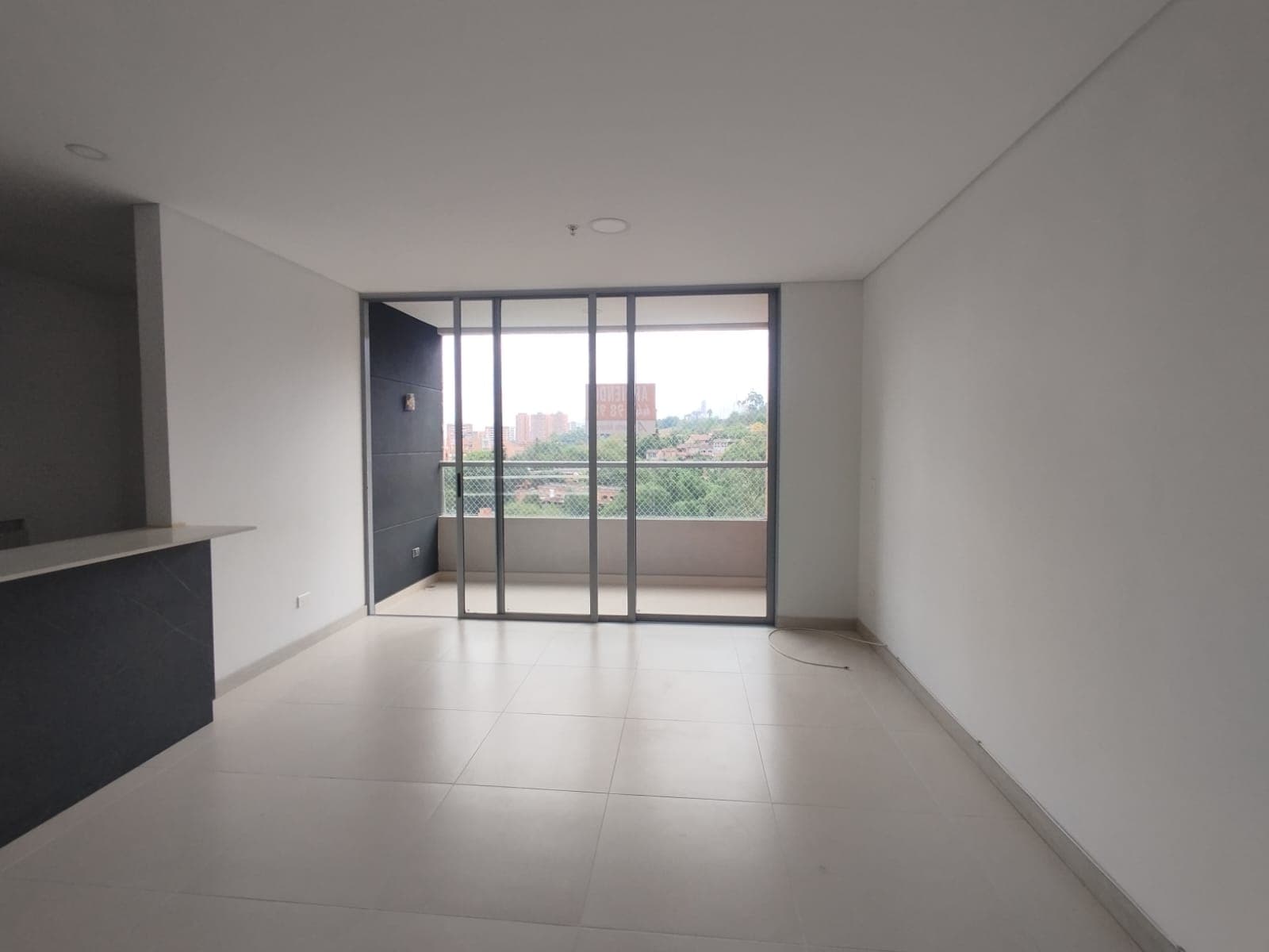 Apartamento en arriendo en Loma Del Escobero, Envigado — foto 5 de 13