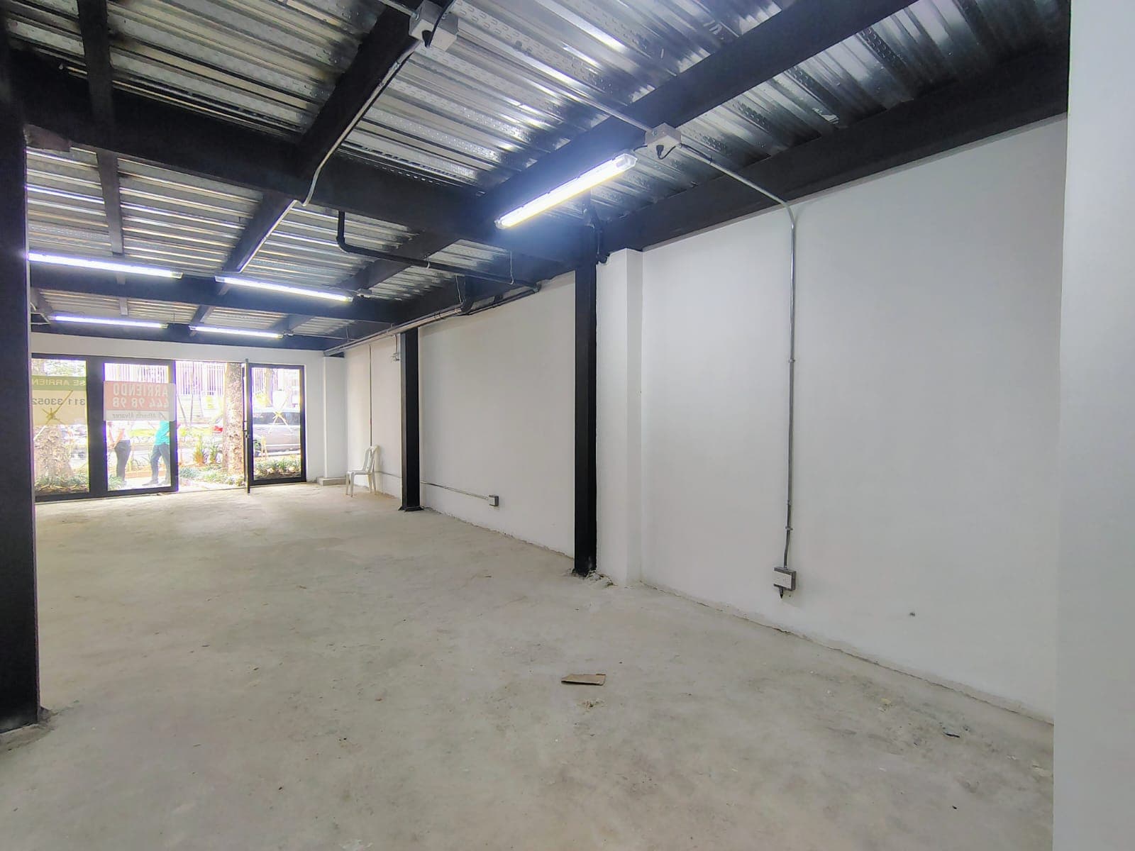 Local en arriendo en Laureles, Medellín — foto 2 de 13