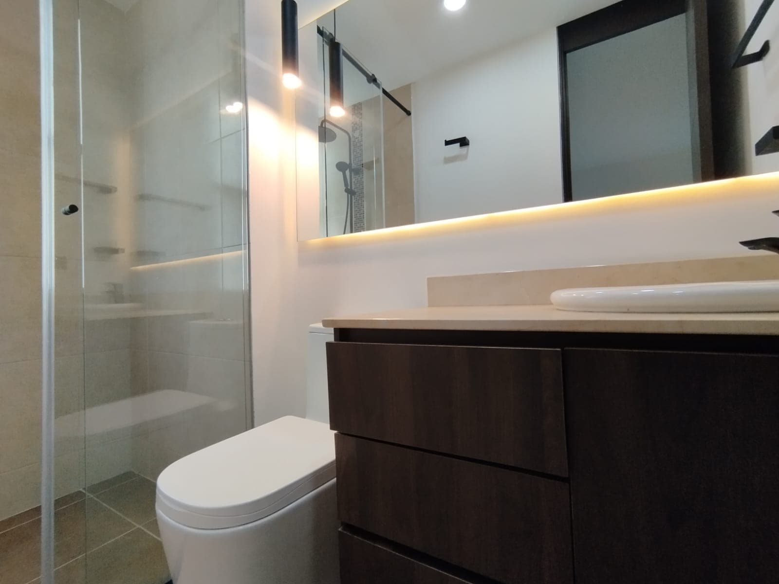 Apartamento en arriendo en Castropol, El Poblado, Medellín — foto 2 de 20
