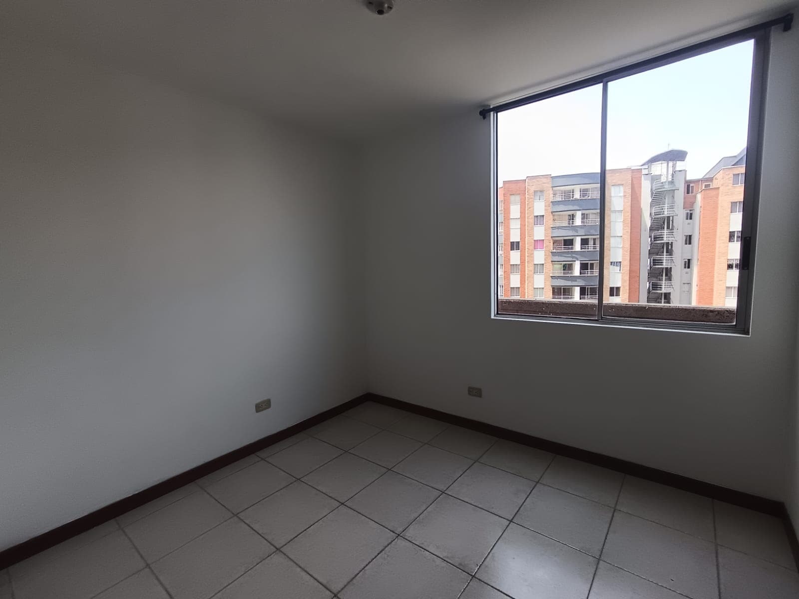 Apartamento en arriendo en Loma Del Indio, El Poblado, Medellín — foto 2 de 20