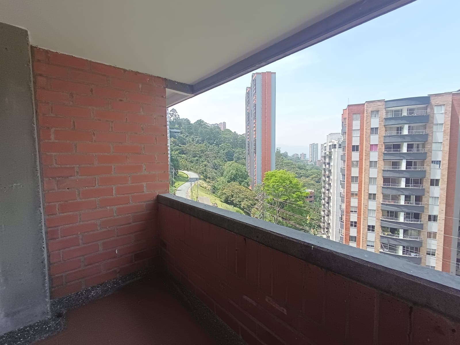 Apartamento en arriendo en Loma Del Indio, El Poblado, Medellín — foto 4 de 20