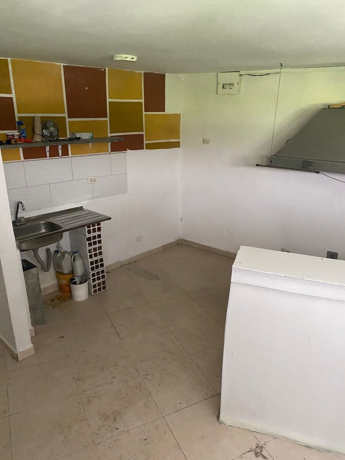 Local en arriendo en La Doctora, Sabaneta — foto 4 de 8
