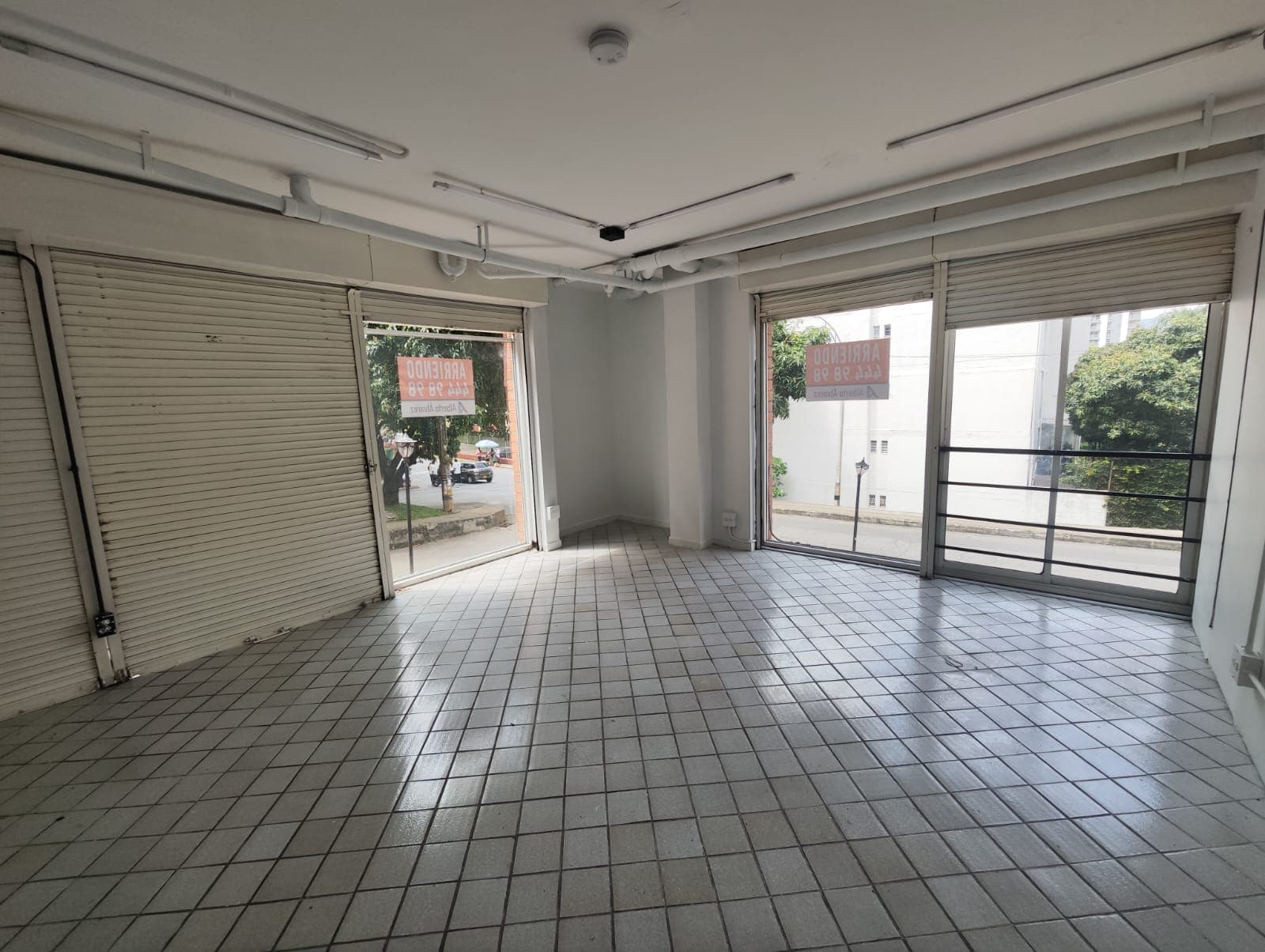 Local en arriendo en Calasanz, La America, Medellín — foto 1 de 13