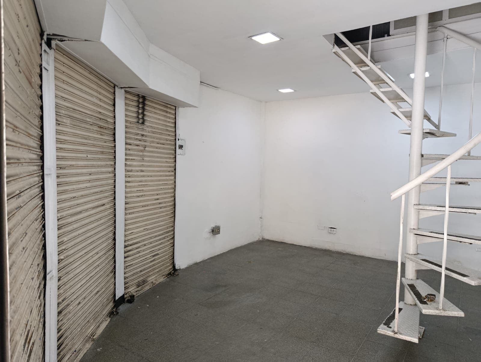 Local en arriendo en Centro, Medellín — foto 2 de 10