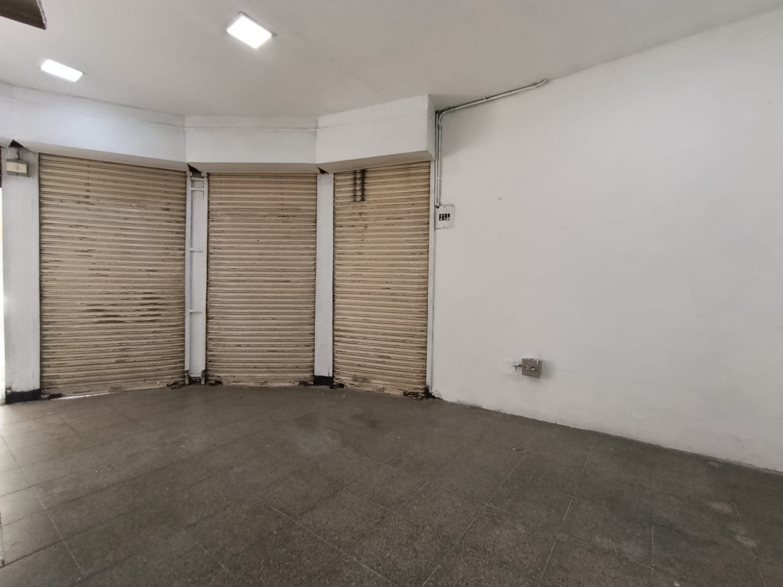 Local en arriendo en Centro, Medellín — foto 4 de 10
