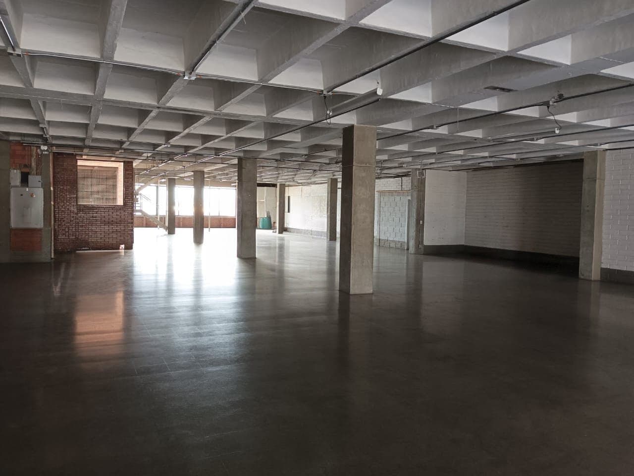 Local en arriendo en Guayabal, Medellín — foto 2 de 6