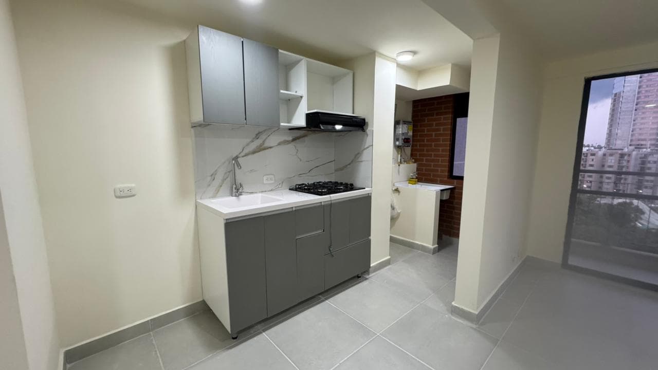 Apartamento en arriendo en Rionegro — foto 2 de 12