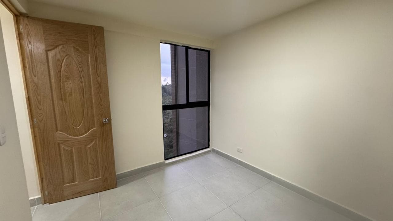 Apartamento en arriendo en Rionegro — foto 3 de 12