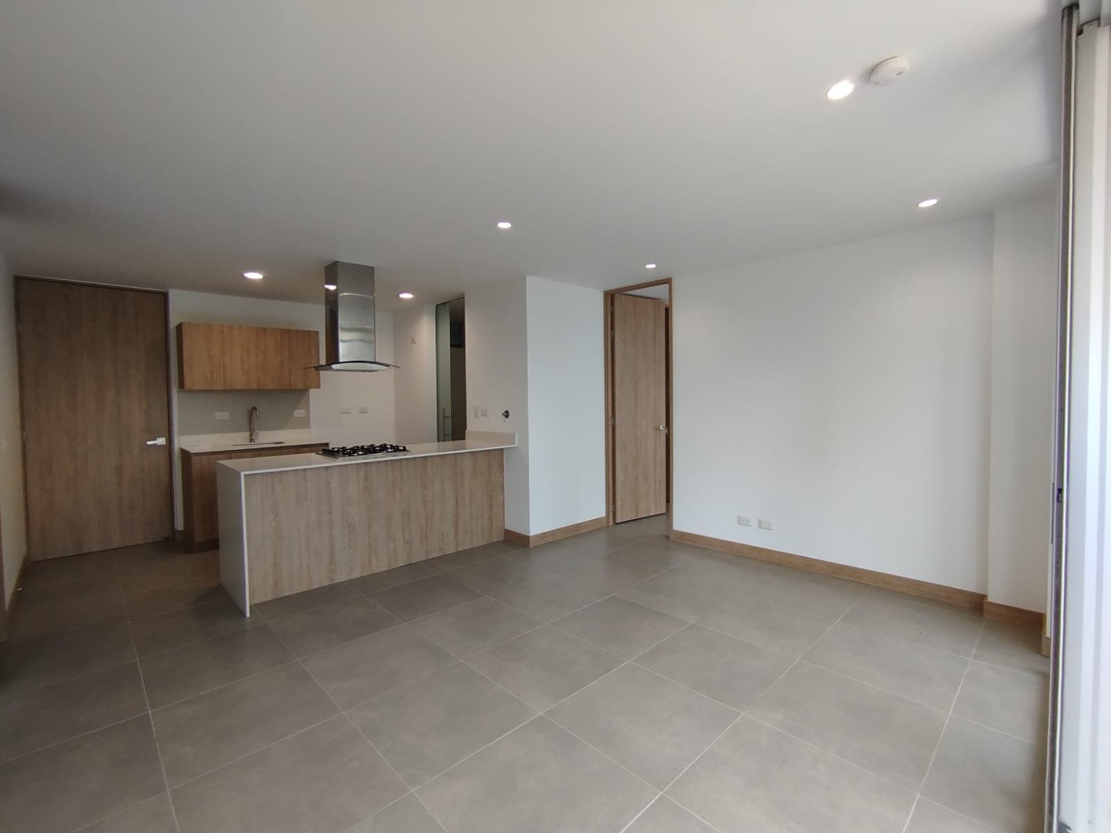 Apartamento en arriendo en El Porvenir Rio Negro, Rionegro — foto 1 de 15