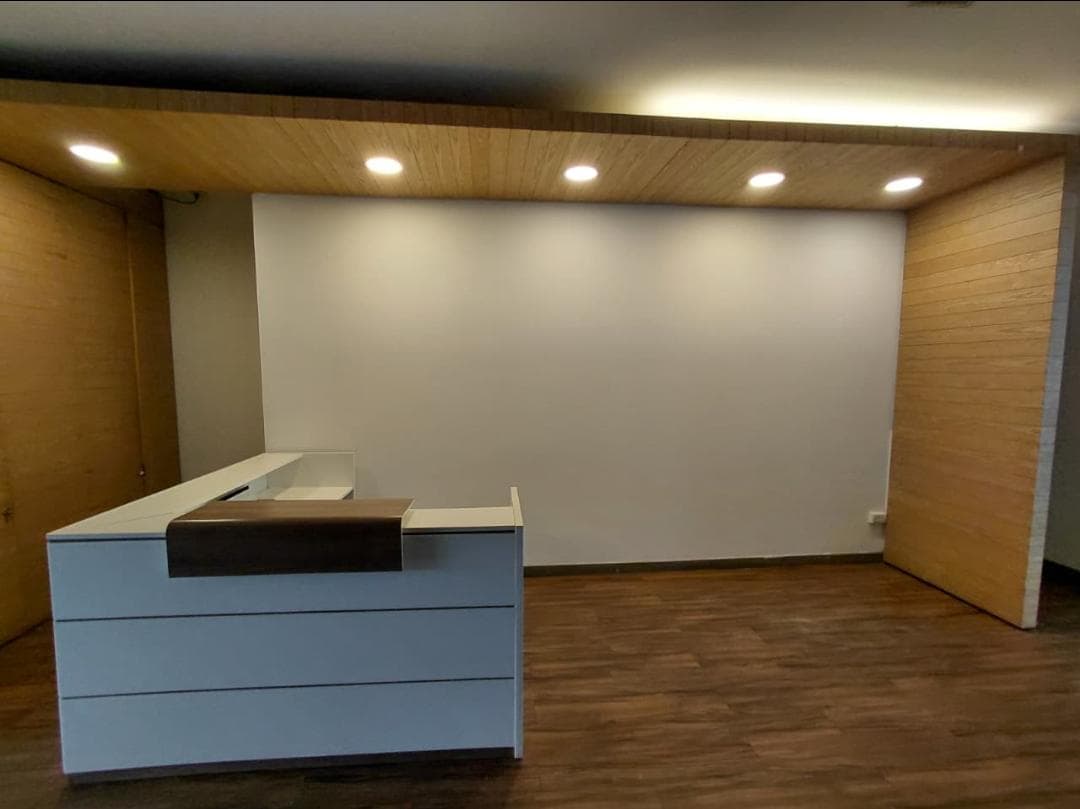 Oficina en arriendo en La Esmeralda, Itagui — foto 5 de 8