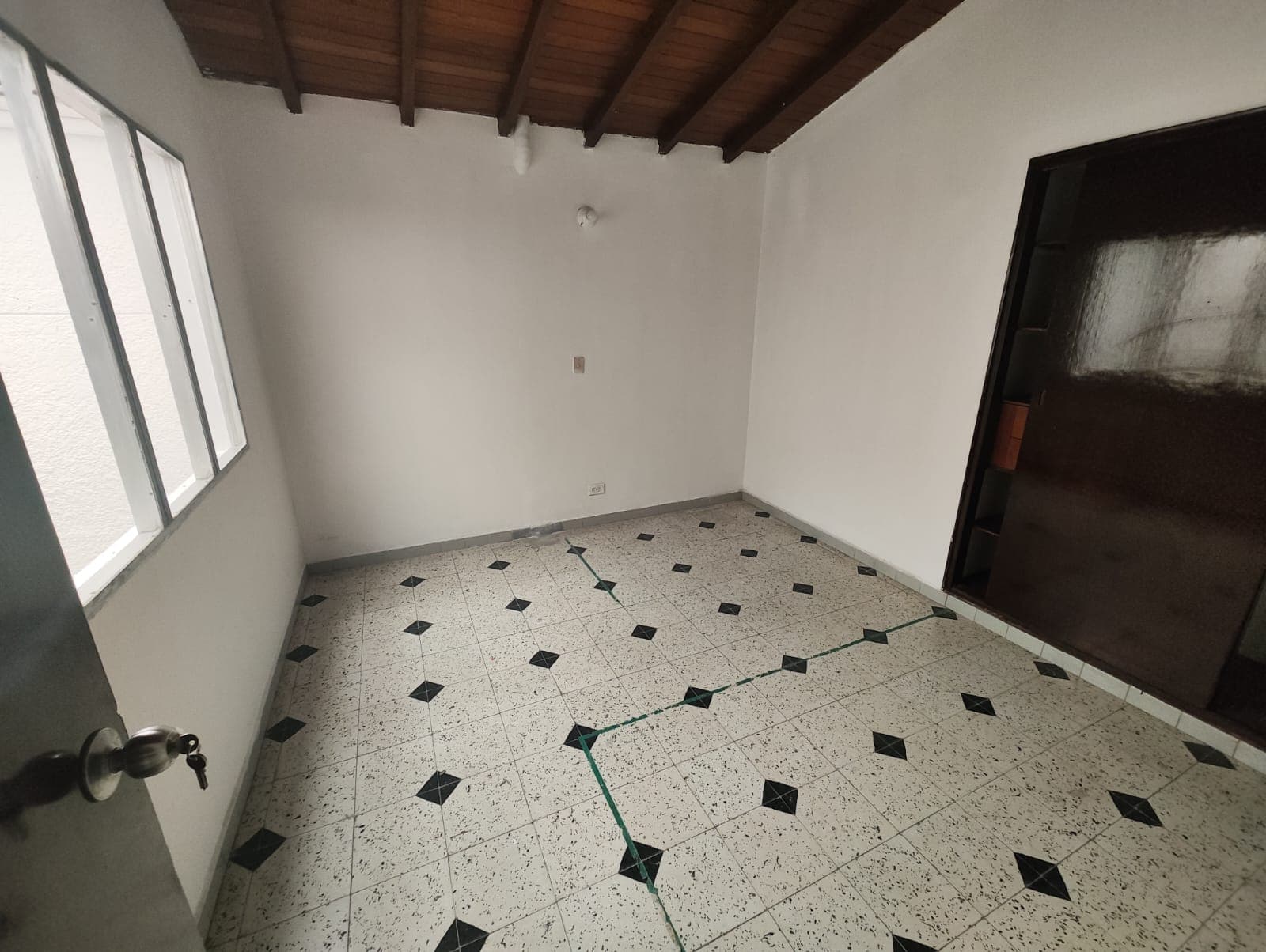 Casa Comercial en arriendo en Laureles, Medellín — foto 4 de 20