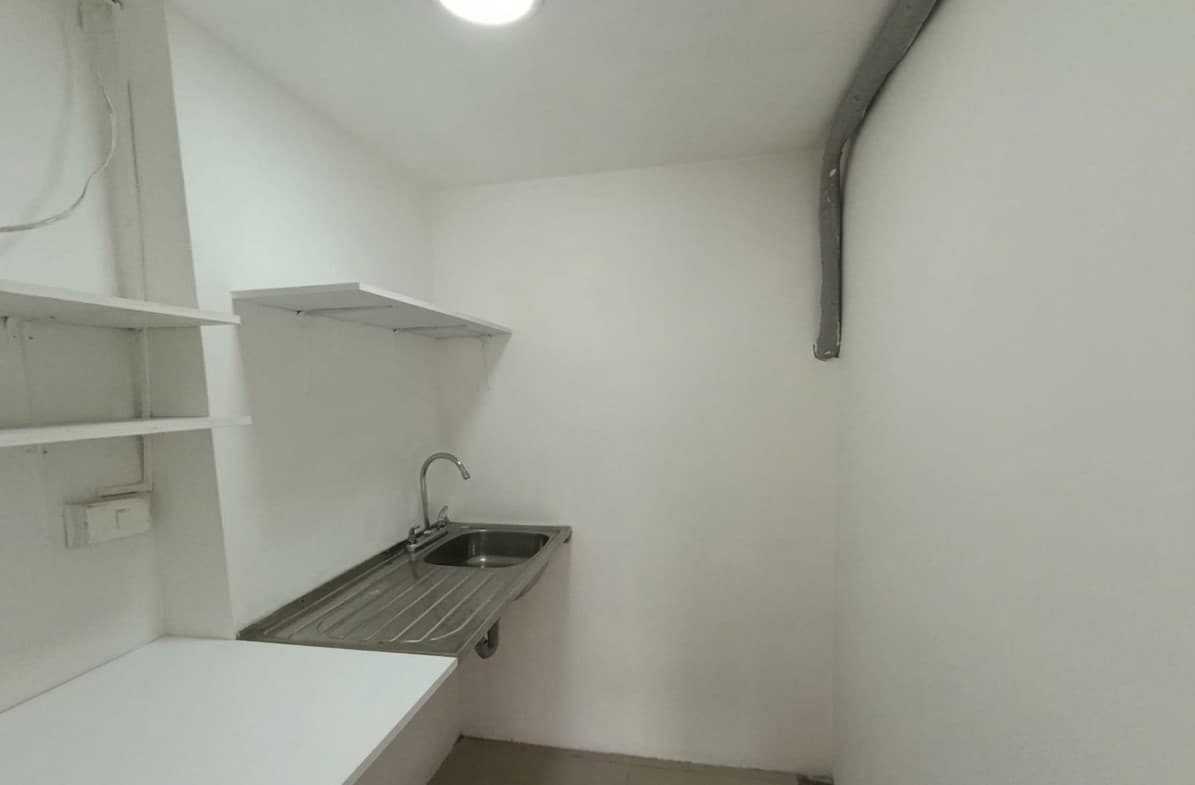 Local en arriendo en El Poblado, Medellín — foto 4 de 12