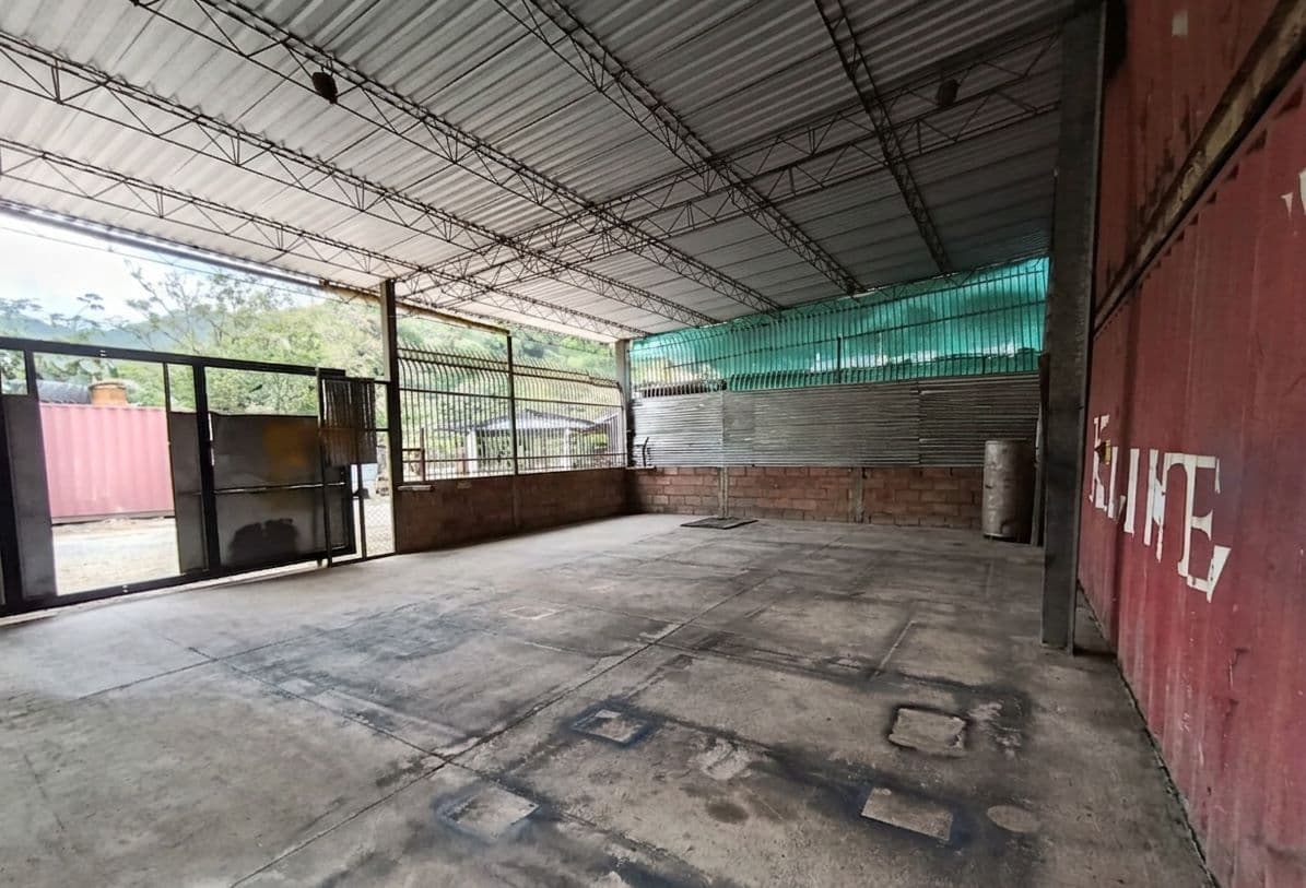 Bodega en arriendo en Barbosa — foto 3 de 8