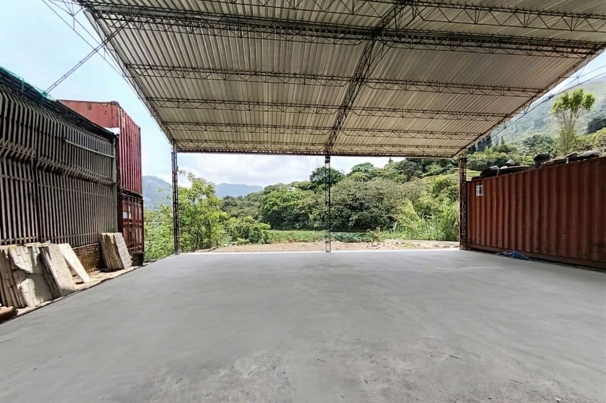 Bodega en arriendo en Barbosa — foto 1 de 8