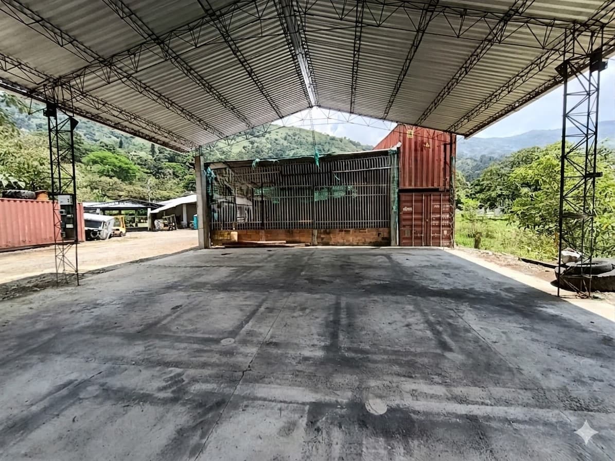 Bodega en arriendo en Barbosa — foto 3 de 8