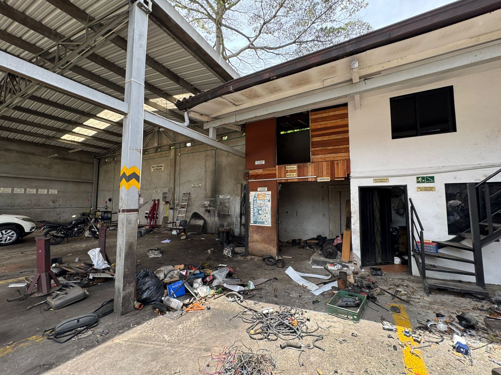 Bodega en arriendo en Manrique Central, Centro, Medellín — foto 2 de 18