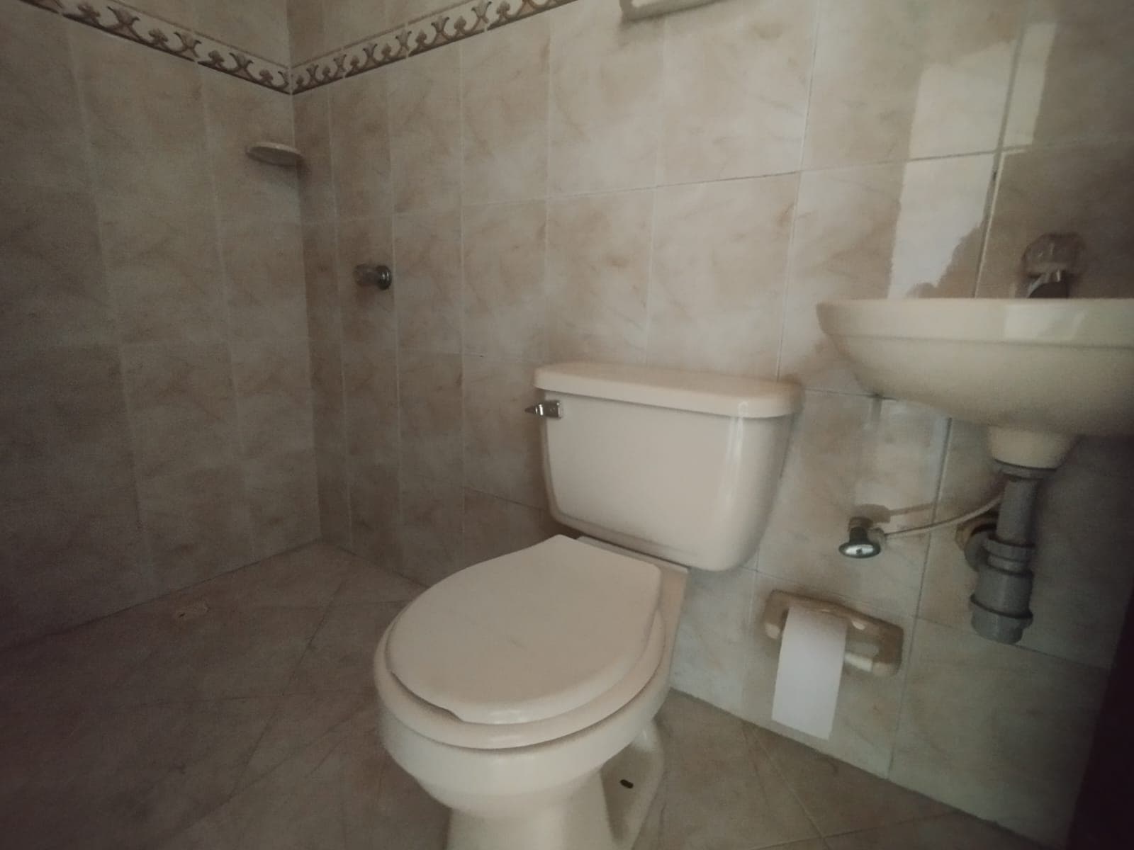 Casa Comercial en arriendo en Barrio Mesa, Envigado — foto 3 de 14