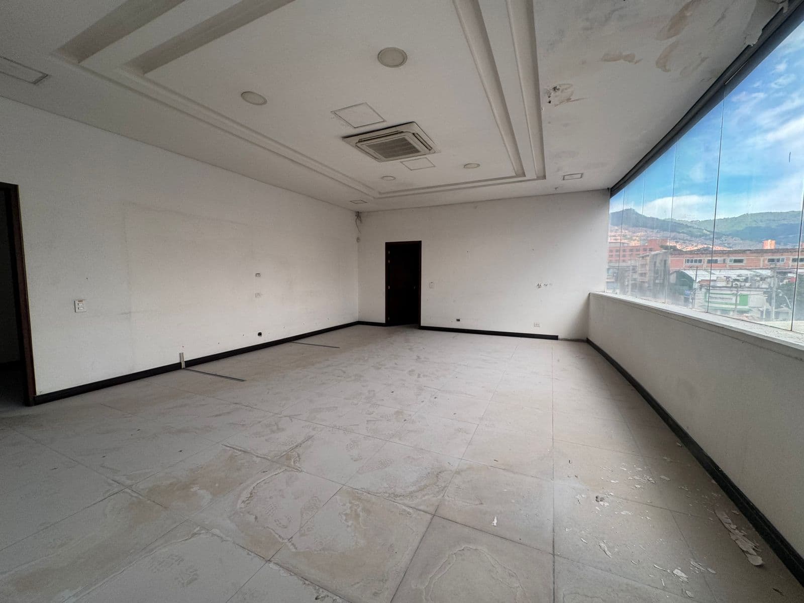 Oficina en arriendo en El Chagualo, Centro, Medellín — foto 5 de 20