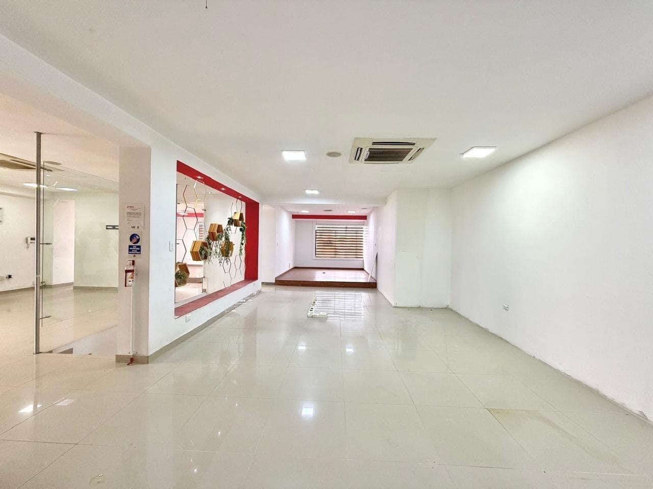 Local en arriendo en San Joaquín, Cuba, Pereira — foto 1 de 9