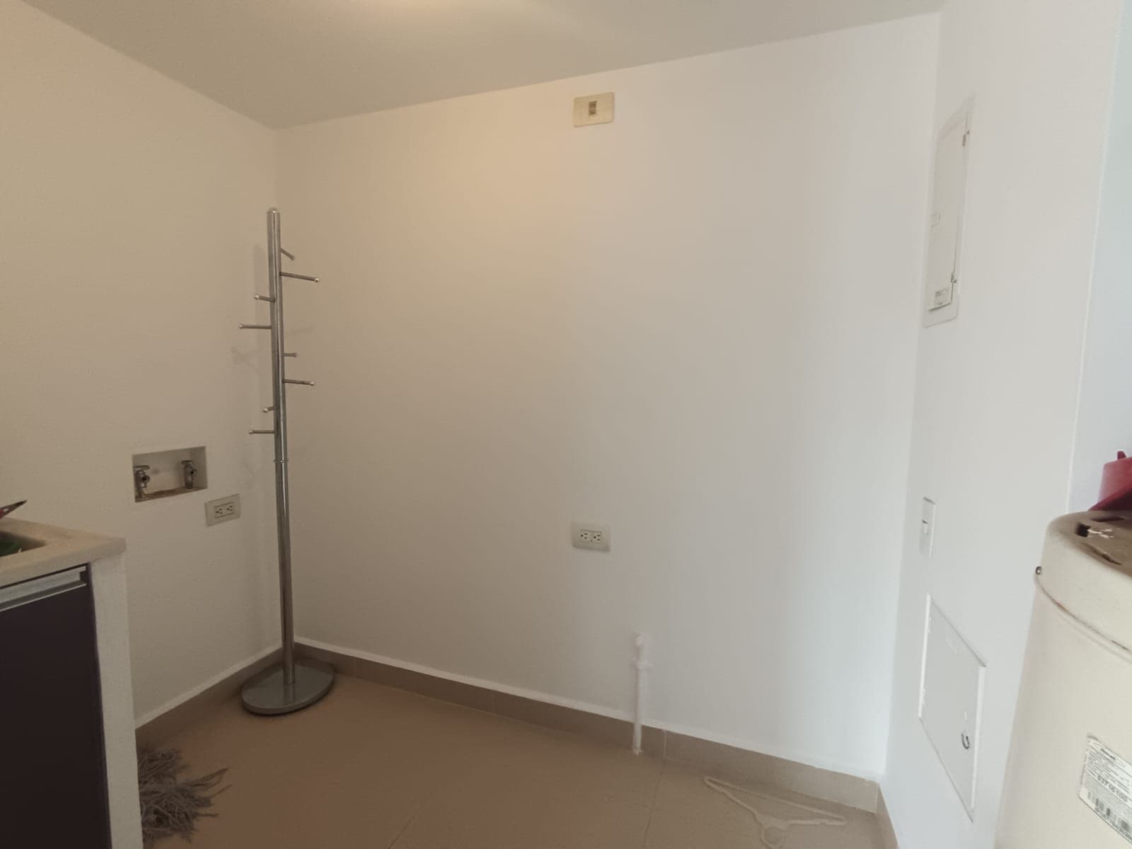 Apartamento en arriendo en Loma De Las Brujas, Envigado — foto 2 de 20