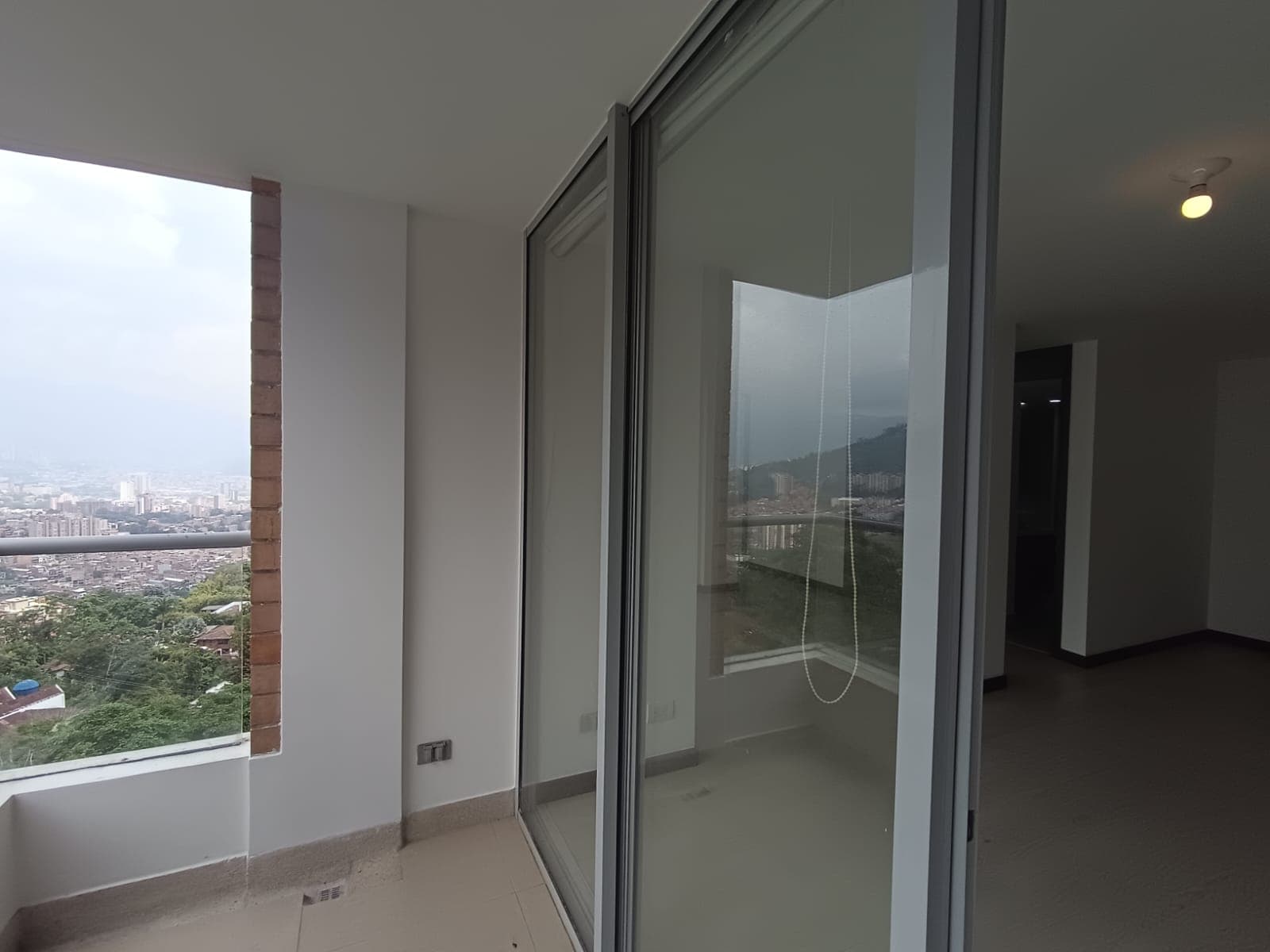 Apartamento en arriendo en Loma De Las Brujas, Envigado — foto 5 de 20