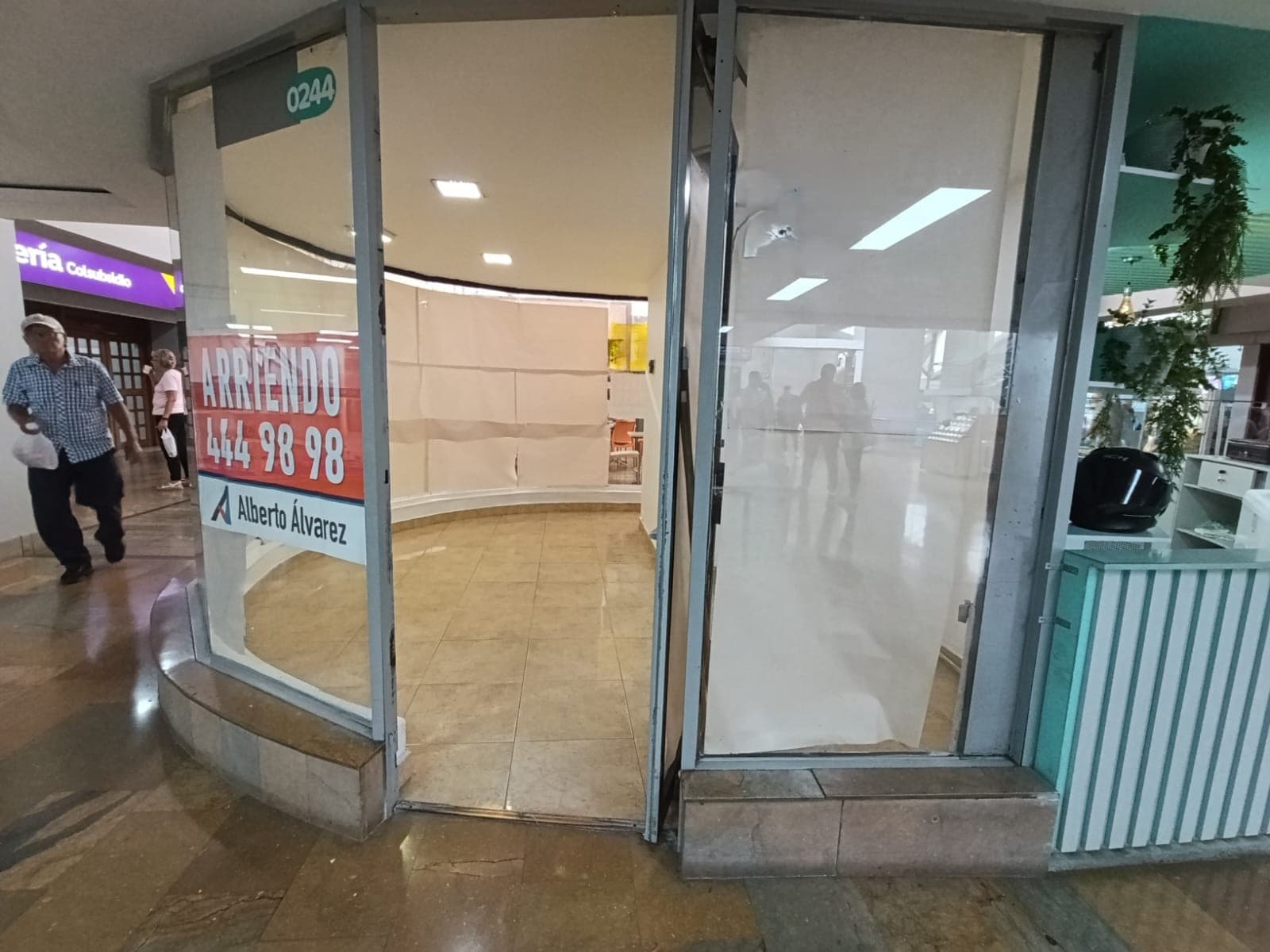 Local en arriendo en San Diego, El Poblado, Medellín — foto 5 de 11