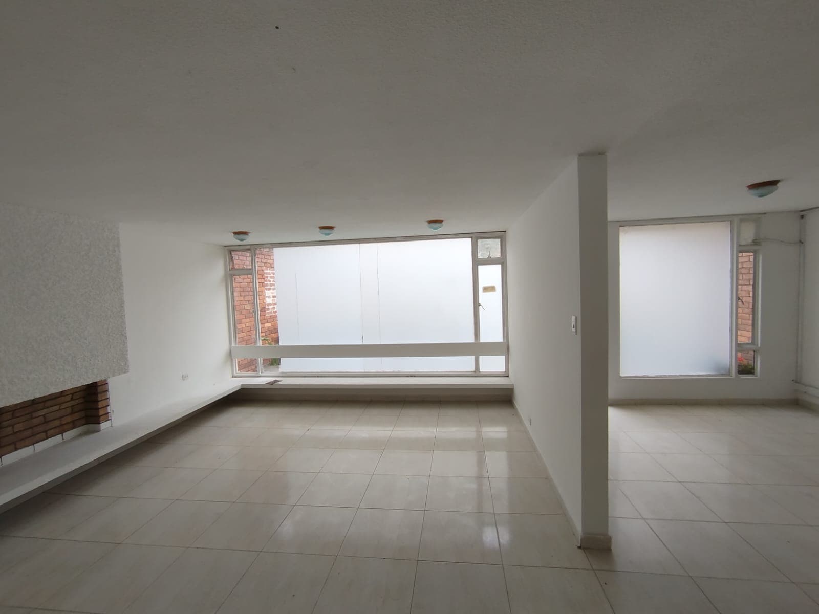 Casa Comercial en arriendo en Chapinero, Bogotá, D.c. — foto 2 de 20