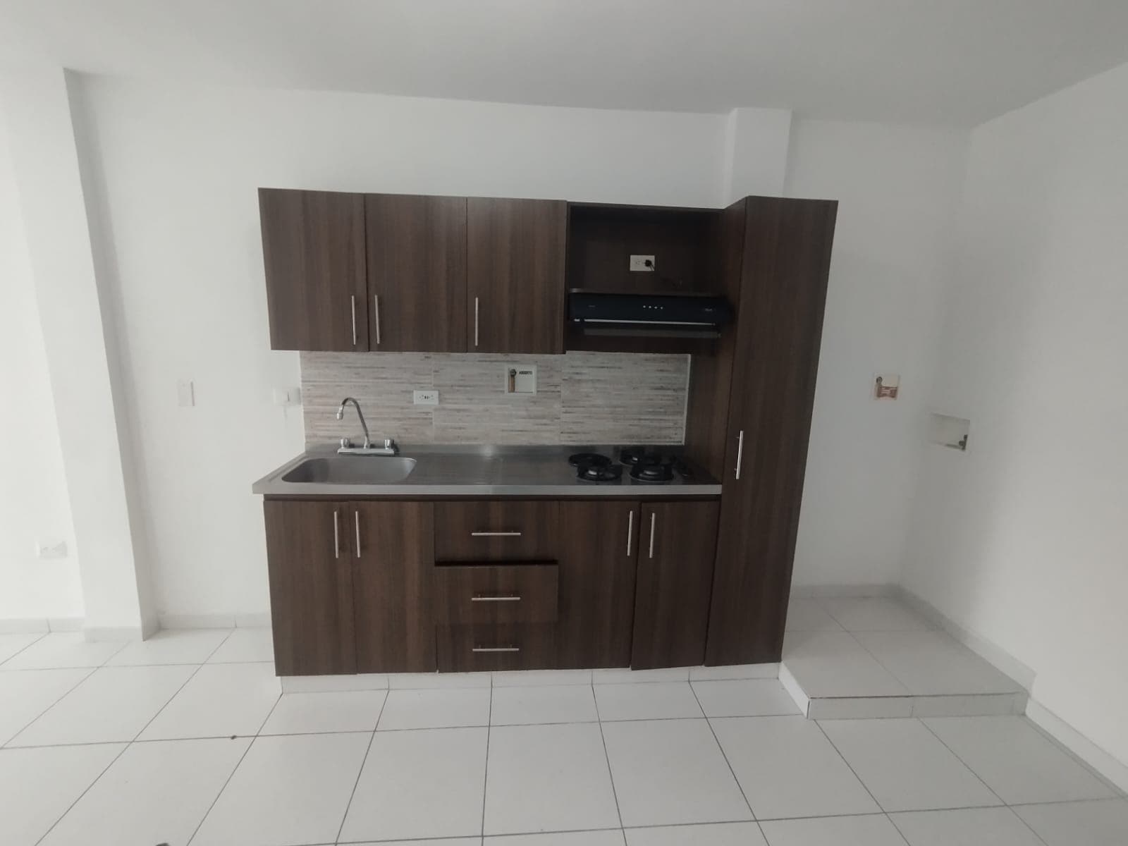 Apartamento en arriendo en Cabañas, Bello — foto 3 de 18