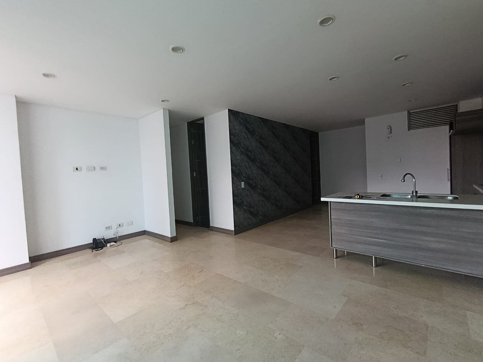 Apartamento en arriendo en Aves María, Sabaneta — foto 3 de 17