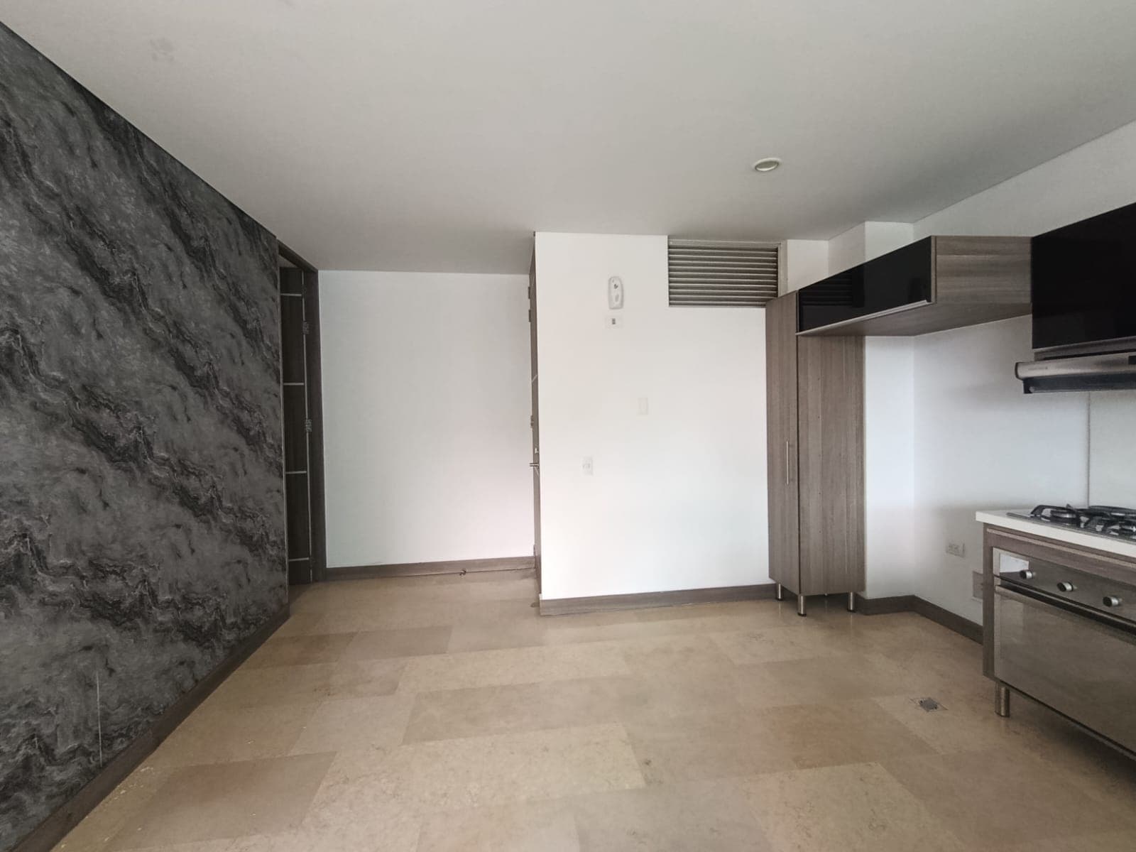 Apartamento en arriendo en Aves María, Sabaneta — foto 4 de 17
