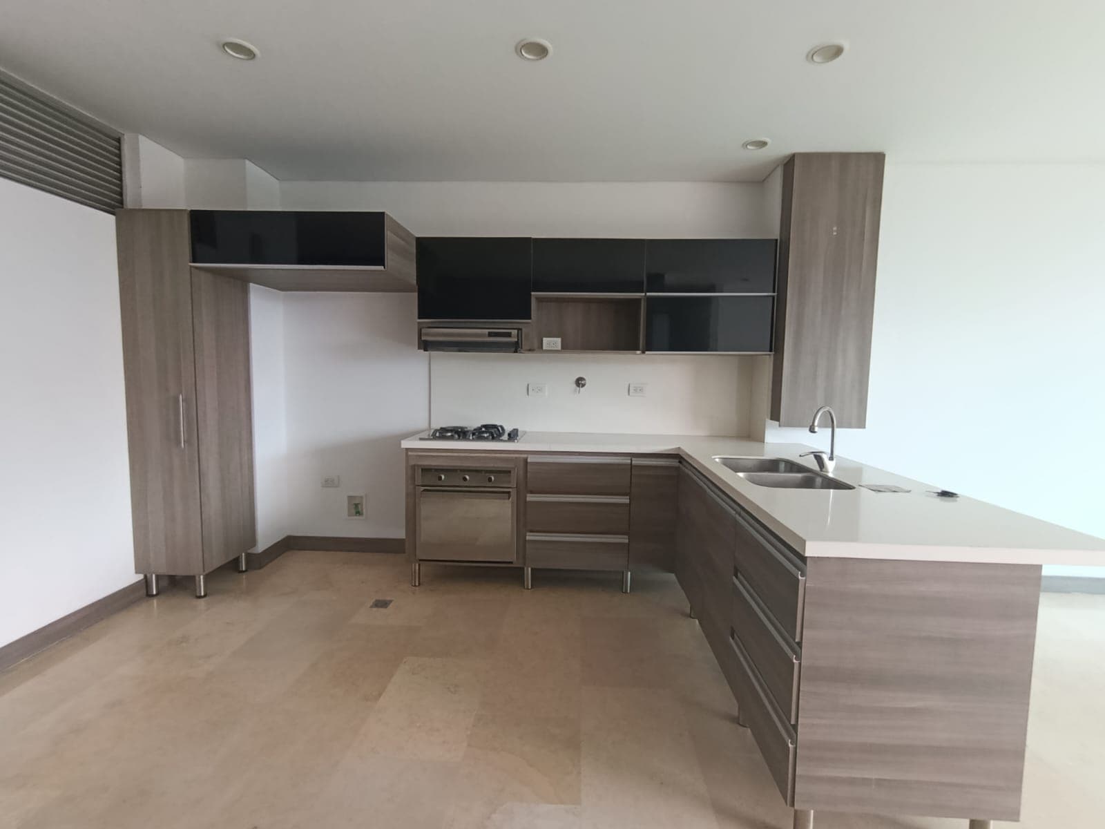Apartamento en arriendo en Aves María, Sabaneta — foto 5 de 17