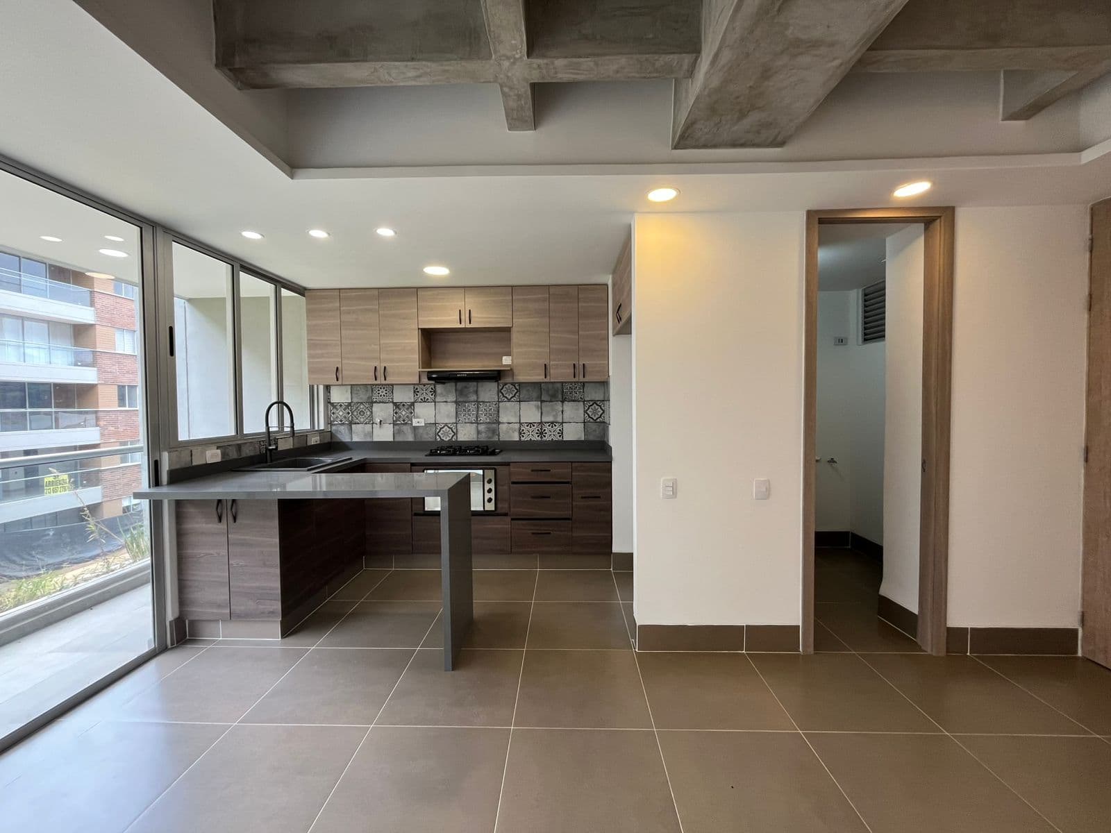 Apartamento en arriendo en La Ceja — foto 1 de 17