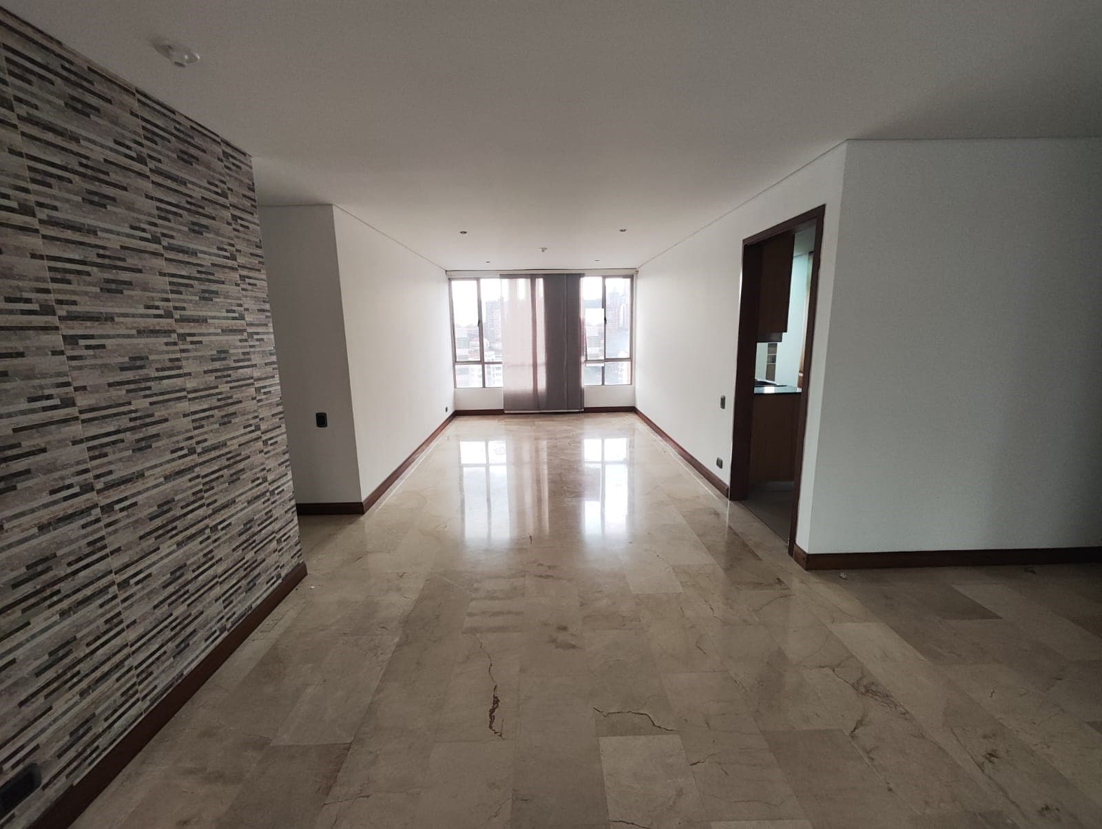 Apartamento en arriendo en La Florida El, El Poblado, Medellín — foto 5 de 20