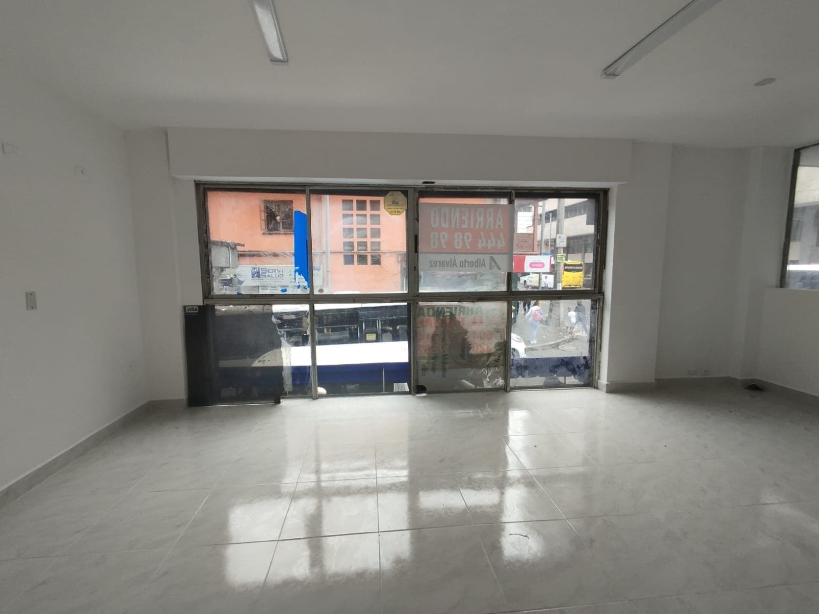 Local en arriendo en La Candelaria, Centro, Medellín — foto 4 de 10