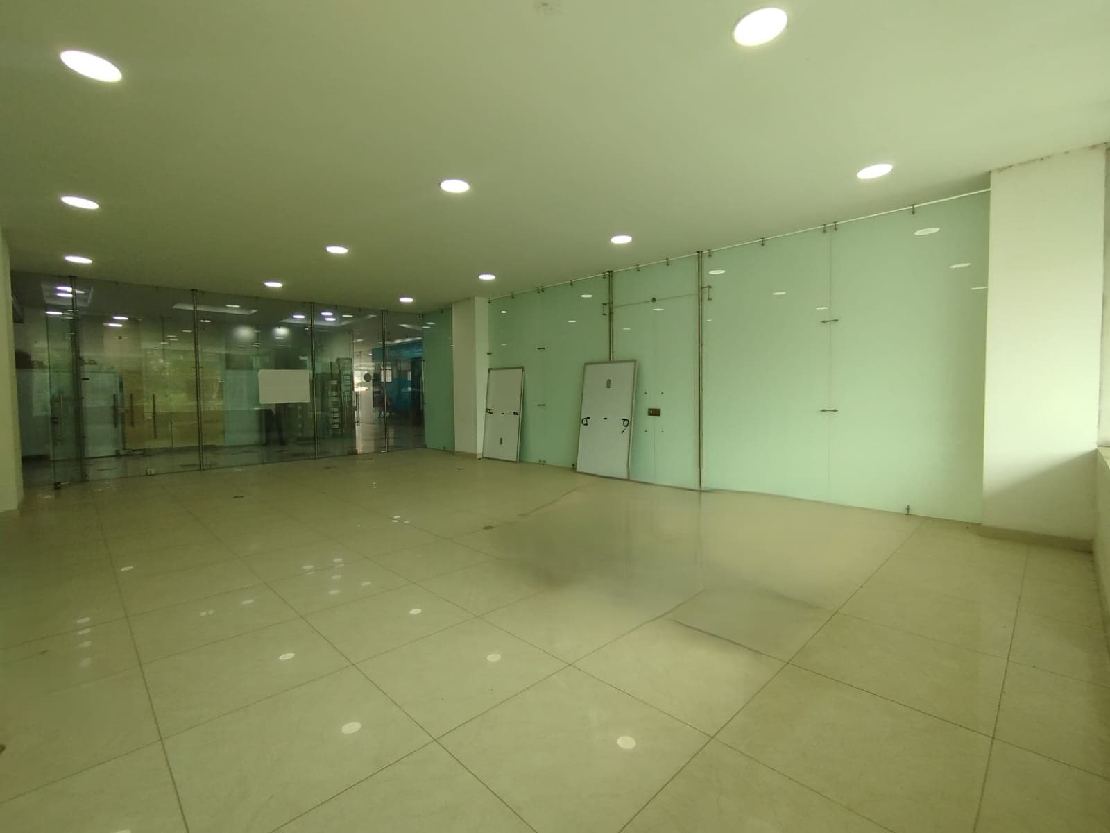 Local en arriendo en Marinilla — foto 3 de 10