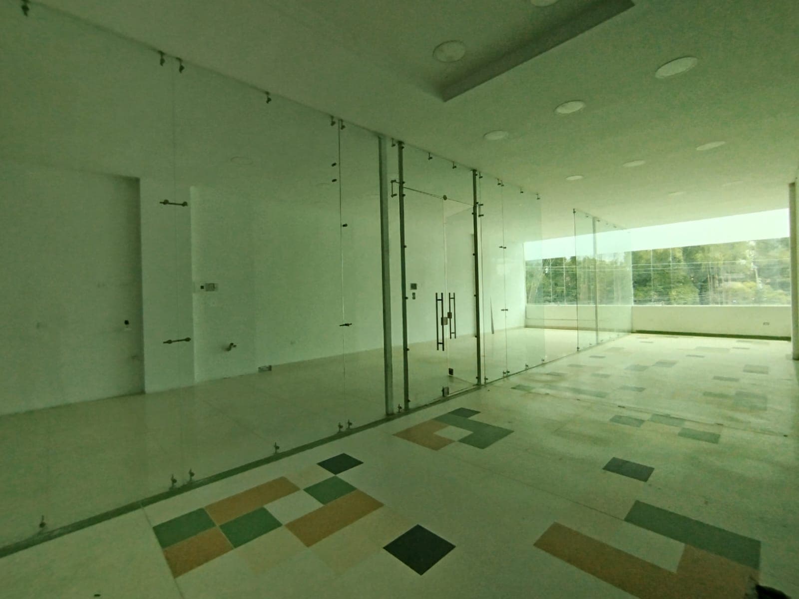 Local en arriendo en Marinilla — foto 4 de 10