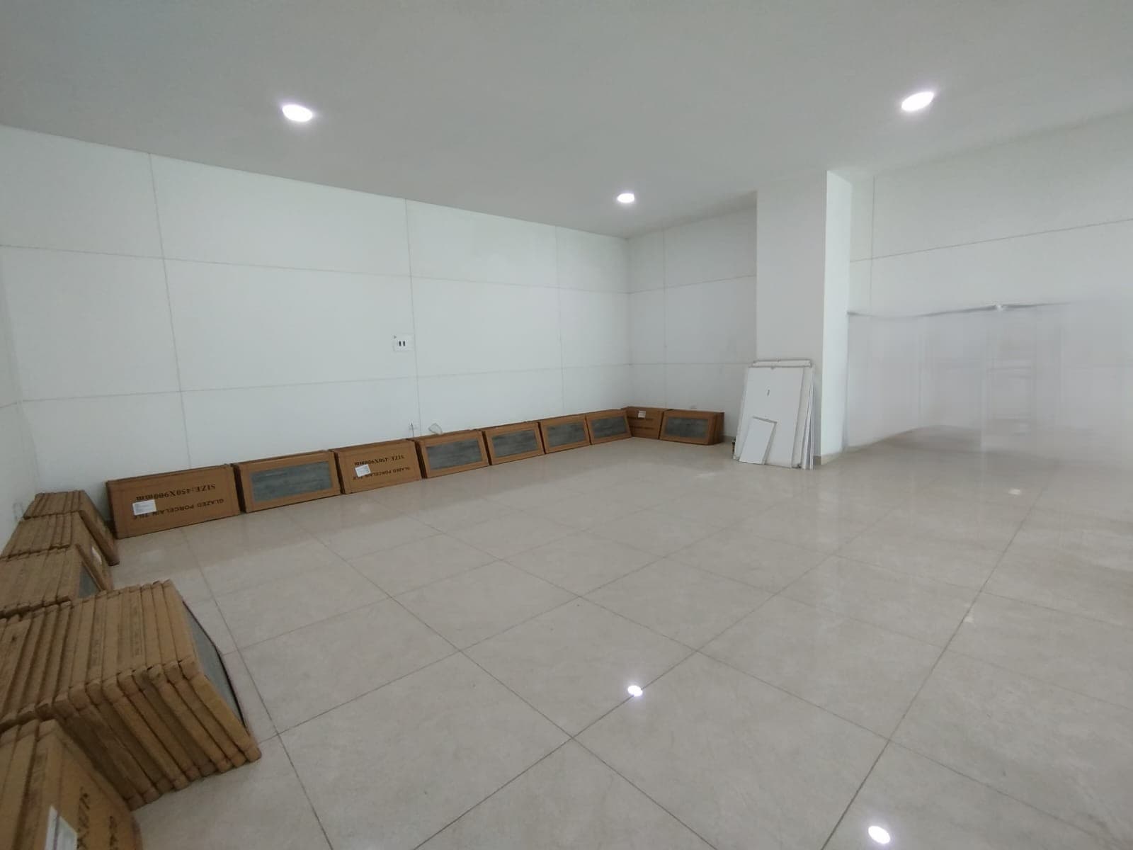 Local en arriendo en Marinilla — foto 2 de 10